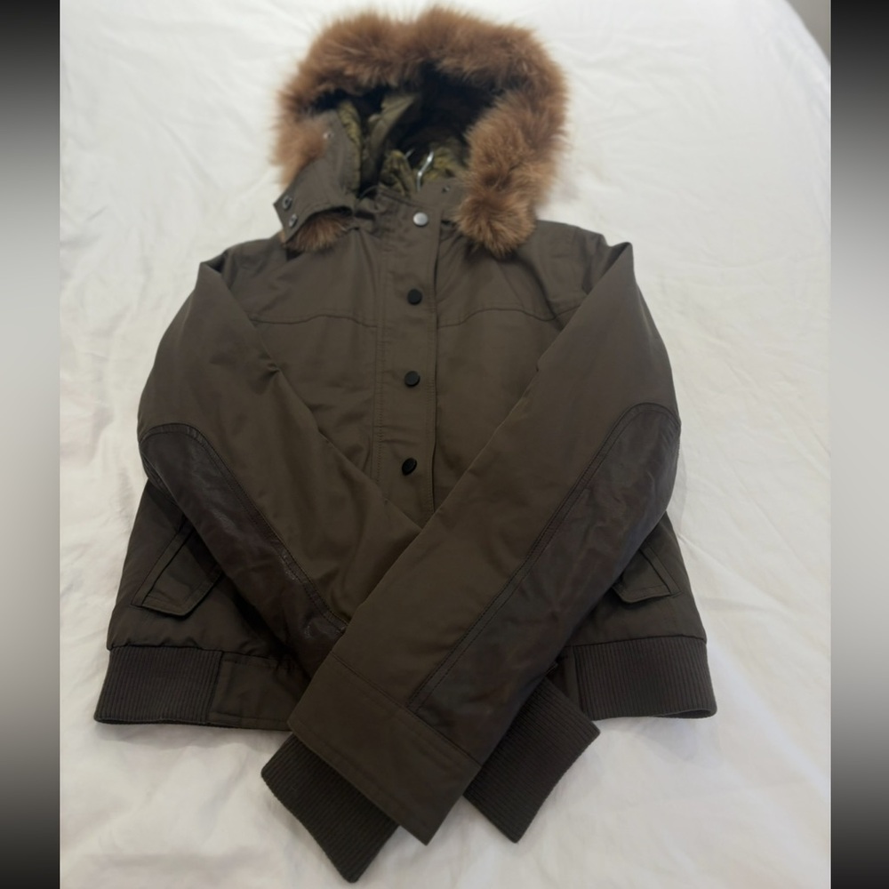 Vince Olive Bomber Jacket with genuine fur hood - Picture 9 of 12